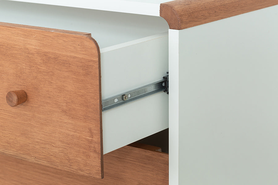 Cômoda para Quarto 3 Gavetas Baori - Branco e Jatobá detalhe corrediça