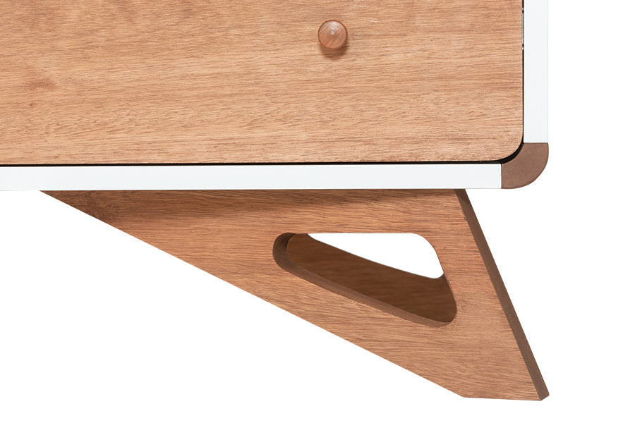Cômoda para Quarto 3 Gavetas Baori - Branco e Jatobá detalhe pé