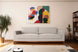 Foto ambientada sofa 3 lugares chanfrê linho em sala de estar visto de frente