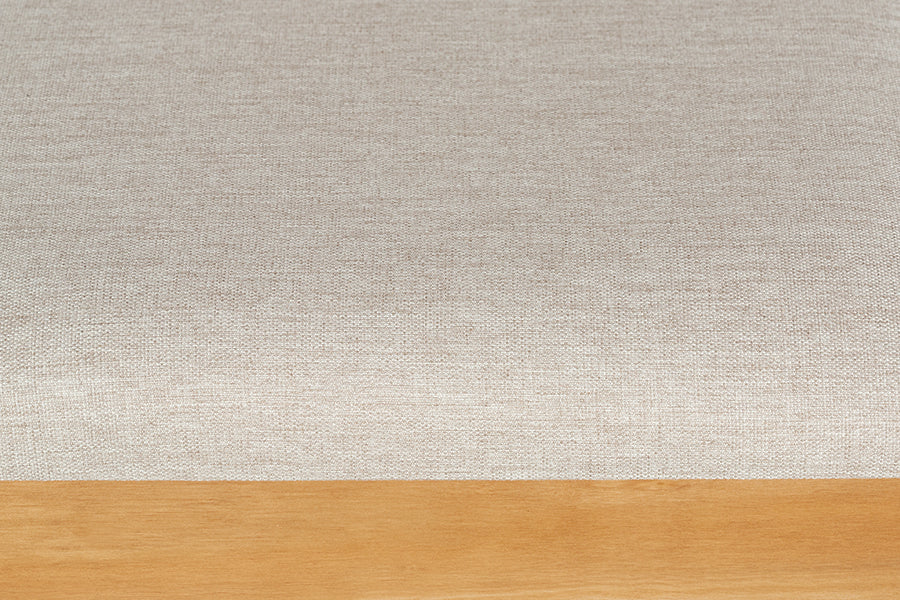 cadeiras para cozinha euro kit com 2 nozes e tecido bege claro detalhe tecido