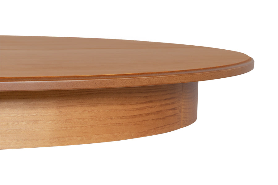 Mesa de Jantar Redonda Extensível Tea  Nozes no fundo branco detalhe tampo