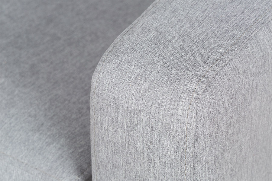 Sofá 3 Lugares Malta - Cinza Claro detalhe tecido