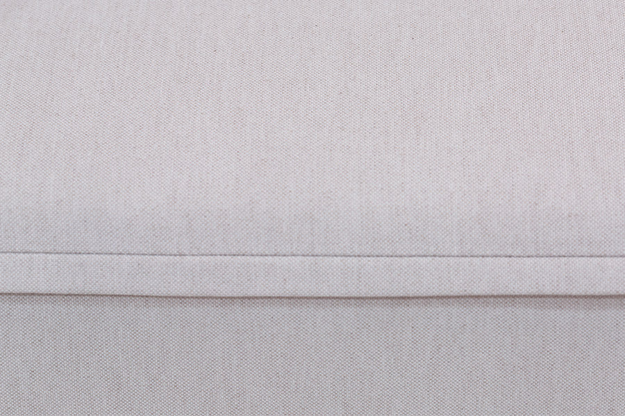 foto do sofá módulo direito maraú na cor bege detalhe tecido