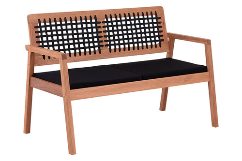 imagem com fundo infinito sofá 2 lugares de varanda e poltrona de jardim trança castanheira e corda preta