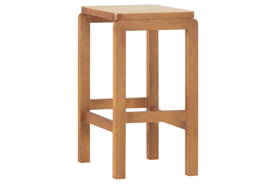 banqueta alta natu nozes visto na diagonal em fundo branco