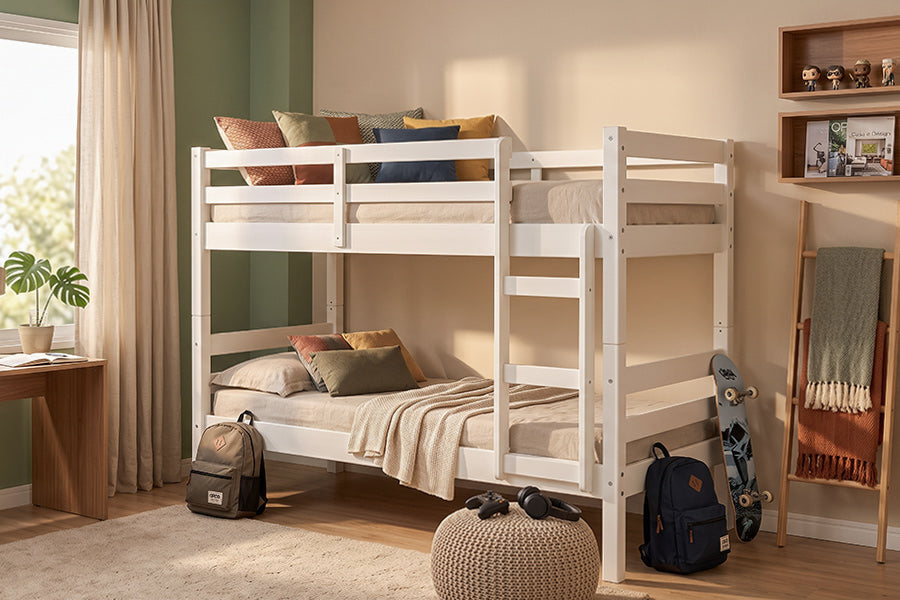 beliche solteiro astro branco ambientado no quarto infantil