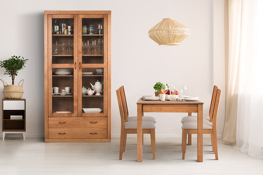 cadeira para sala de jantar euro kit com 2 nozes e tecido bege claro com mesa de jantar extensivel euro e cristaleira euro