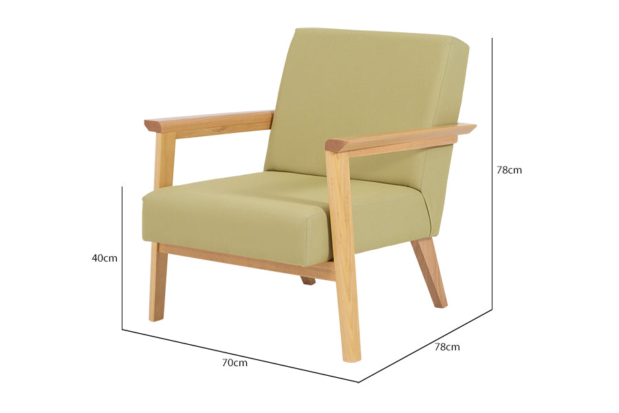 poltrona de sala caju verde em fundo infinito com medidas importantes descritas na imagem