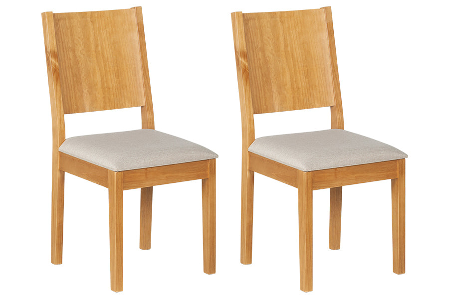 cadeiras para cozinha euro kit com 2 nozes e tecido bege claro vistas na diagonal