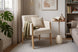 poltrona arpoador off white mesa lateral ello 65cm ambientado no canto de leitura