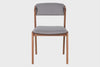 Cadeira de Jantar Santorini - Avelã e Tecido Cinza vista em varios angulos