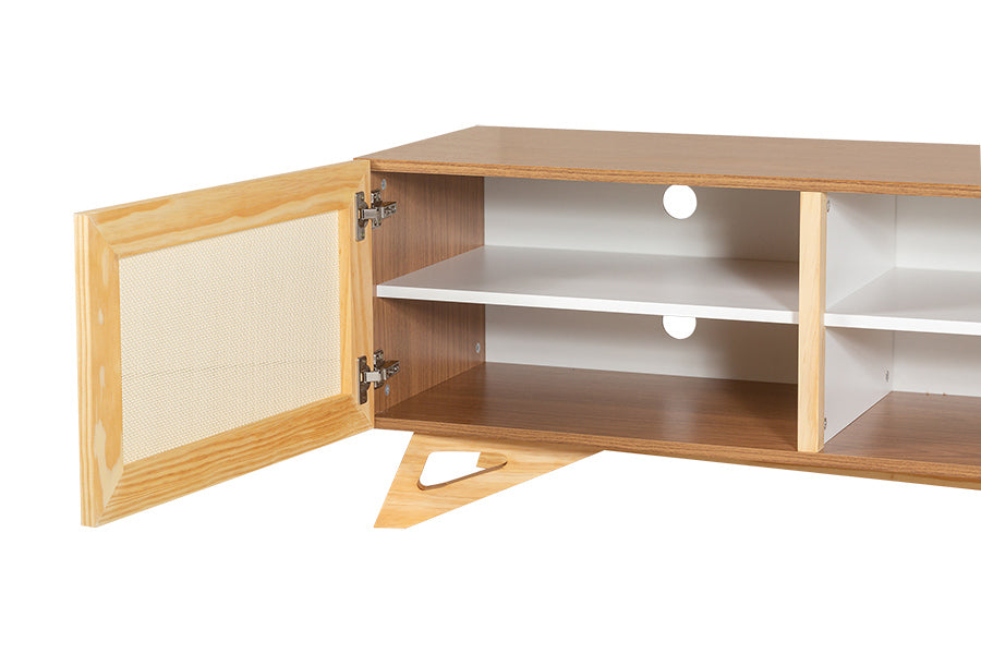 rack para sala yono freijó e rattan focando na porta aberta mostrando prateleira interna em fundo branco
