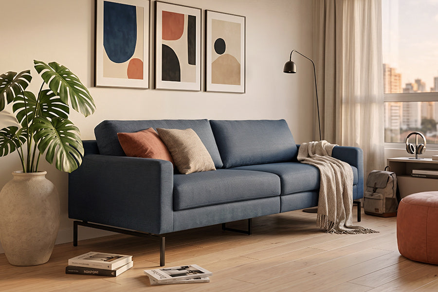 sofa berlin azul ambientado na sala de estar