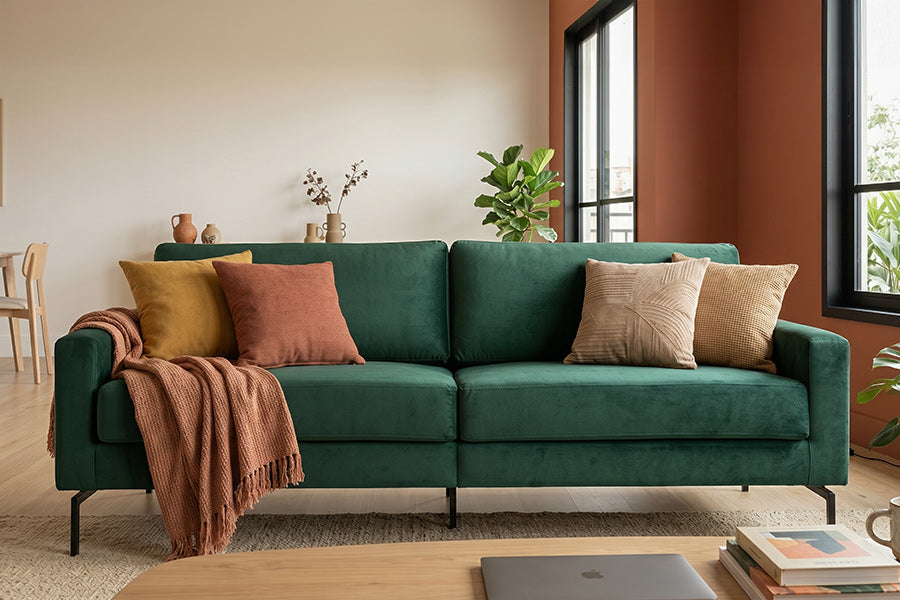 sofa 3 lugares berlin verde ambientado na sala de estar