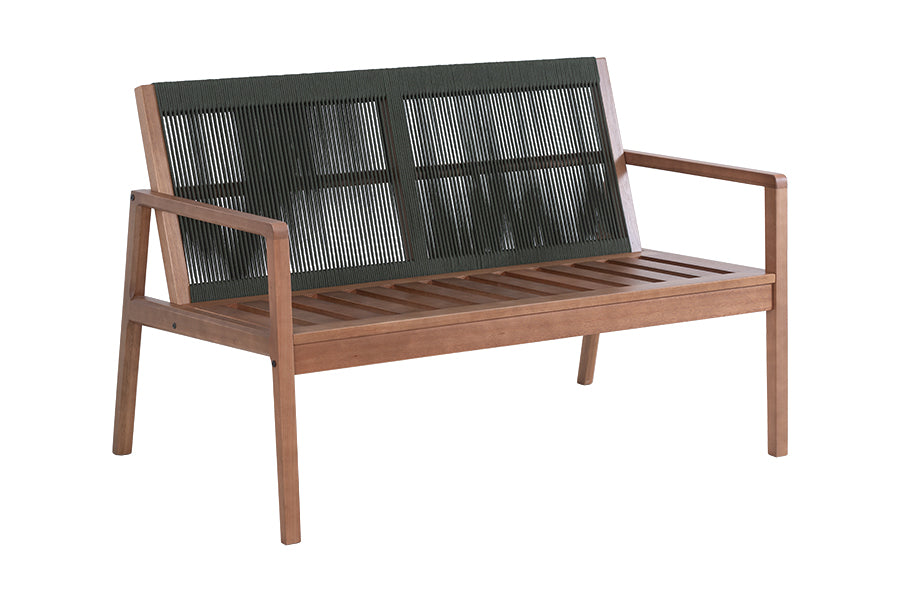 sofa moderno oliva amêndoa e corda verde visto na diagonal sem almofada no assento em fundo branco