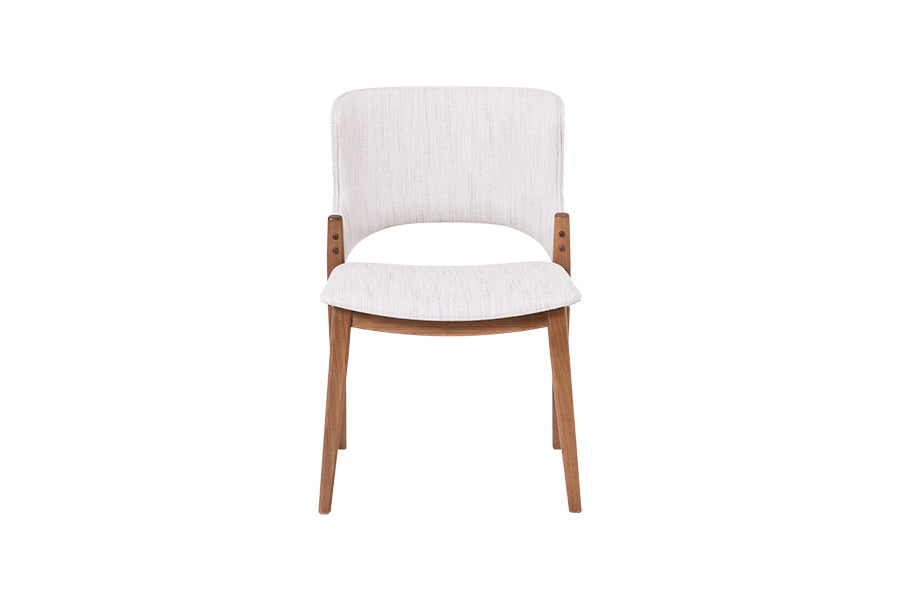 cadeira de madeira gaia cappuccino e tecido mescla bege e cinza b4216 em fundo infinito visto de frente