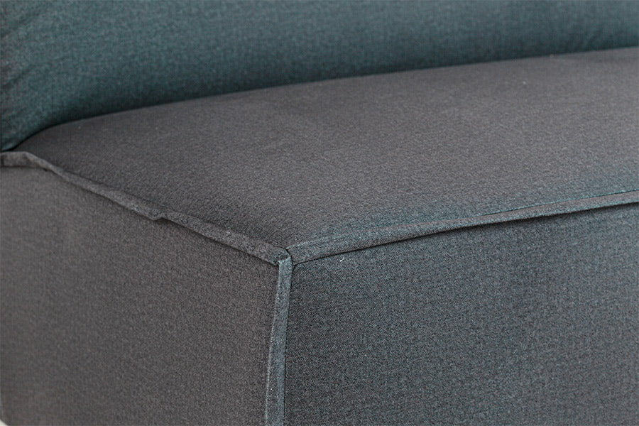 foto do sofa sem braço 2 lugares módulo central maraú na cor cinza claro focando no tecido