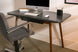 foto ambientada escrivaninha para estudo com gaveta biscoito fino grafite em home office