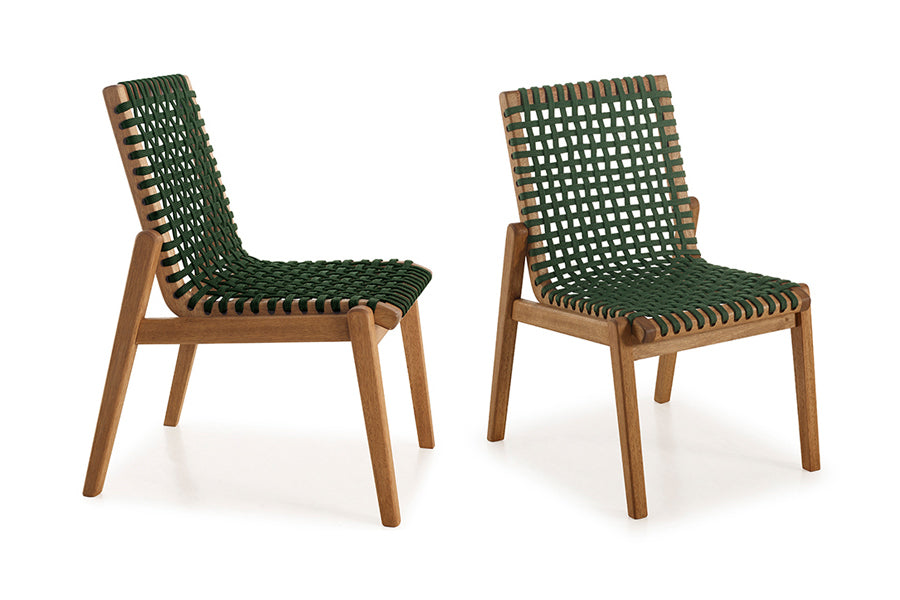 cadeira para cozinha trama kit com 2 jatoba e corda verde uma cadeira vista de frente e outra vista de diagonal
