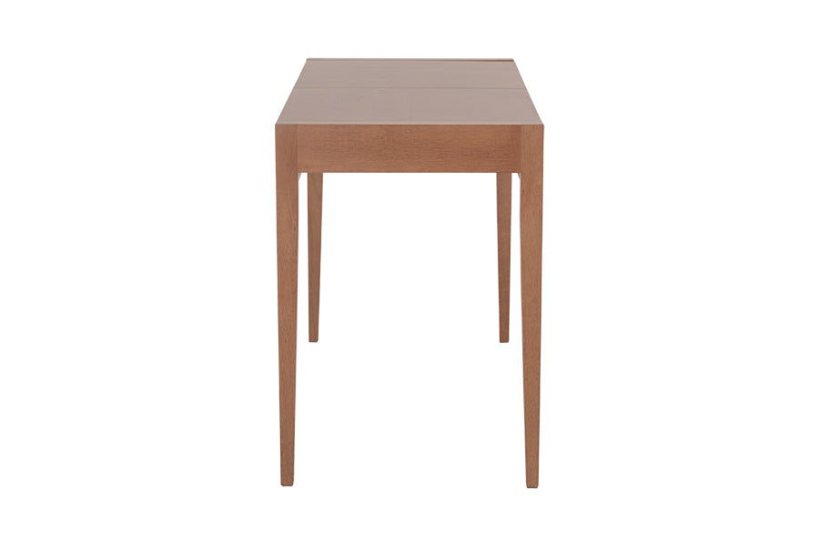 foto da mesa extensível pina na cor amêndoa em fundo branco vista de lado fechada