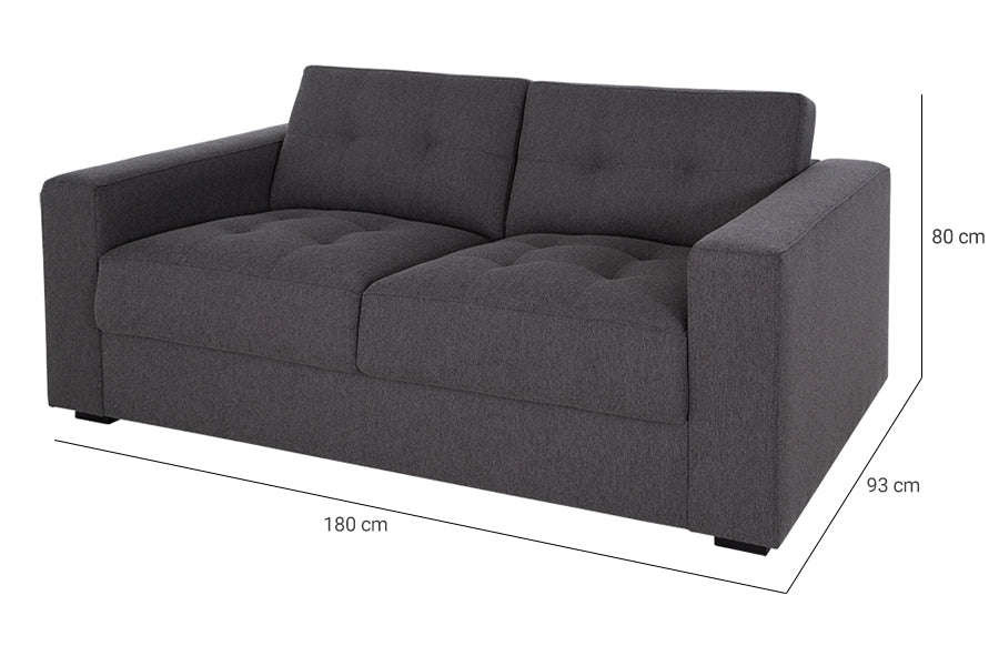 sofa pequeno 2 lugares oslo cinza visto na diagonal em fundo infinito com medidas escritas na imagem